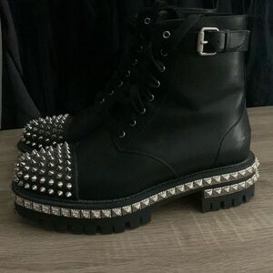 Christian Louboutin King Street black boot spikes studs 39